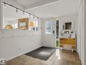 6804 94A Avenue Nw, Edmonton, AB 