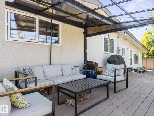 6804 94A Avenue Nw, Edmonton, AB 
