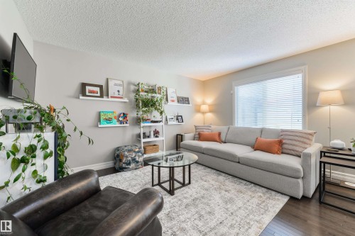 1126 162 Street Sw, Edmonton, AB 