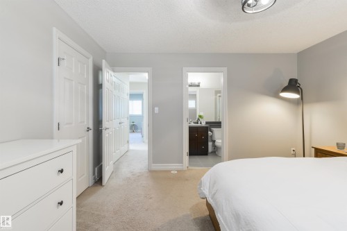 1126 162 Street Sw, Edmonton, AB 