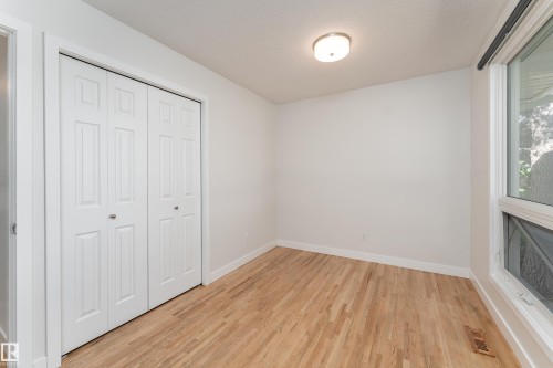 10415 39A Avenue Nw, Edmonton, AB 