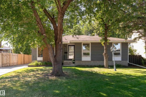 10415 39A Avenue Nw, Edmonton, AB 
