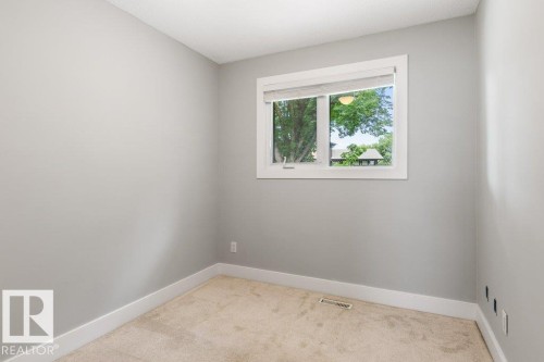 21 Flint Crescent, St. Albert, AB 