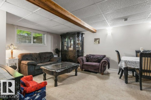 21 Flint Crescent, St. Albert, AB 