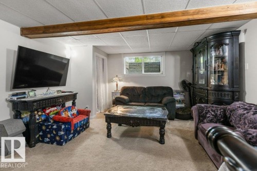 21 Flint Crescent, St. Albert, AB 