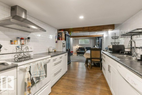 21 Flint Crescent, St. Albert, AB 