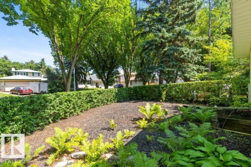 21 Flint Crescent, St. Albert, AB 