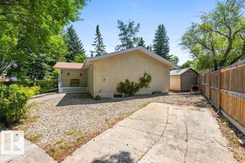 21 Flint Crescent, St. Albert, AB 