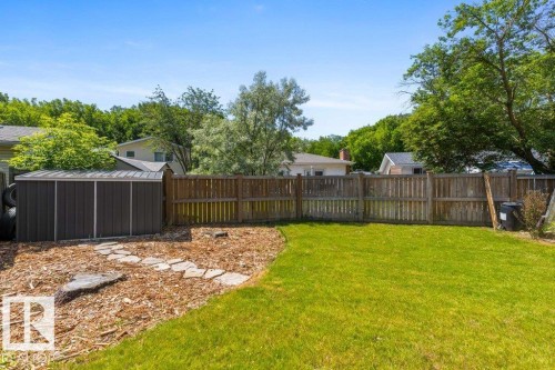 21 Flint Crescent, St. Albert, AB 