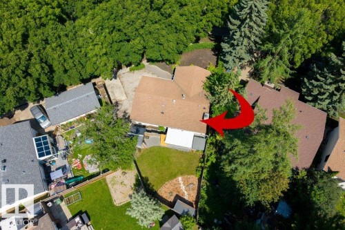 21 Flint Crescent, St. Albert, AB 