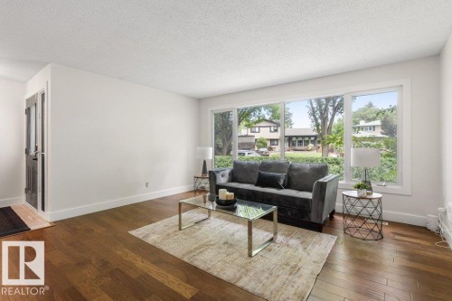 21 Flint Crescent, St. Albert, AB 