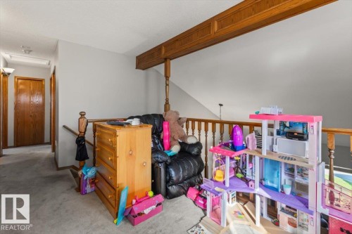Additional content - 8015 158 Ave Nw, Edmonton, AB 