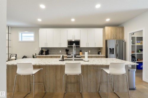 11039 126 Street Nw, Edmonton, AB 