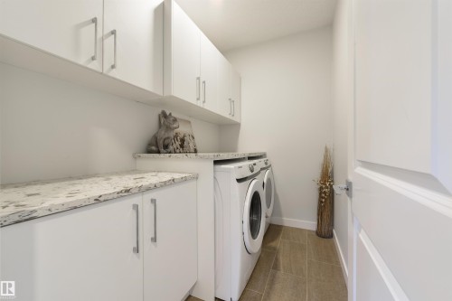 11039 126 Street Nw, Edmonton, AB 