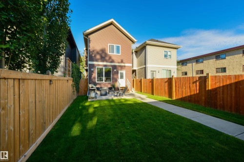 11039 126 Street Nw, Edmonton, AB 
