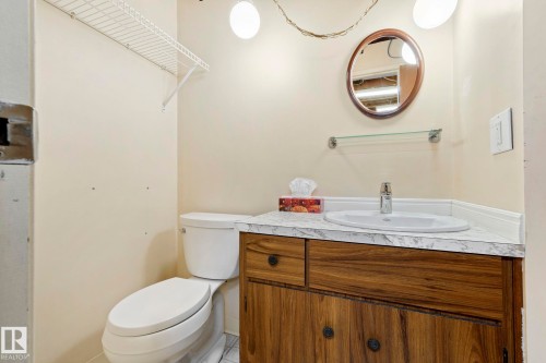 17 Latimer Place, St. Albert, AB - Indoor Photo Showing Bathroom