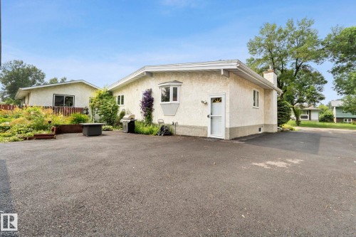 17 Latimer Place, St. Albert, AB - Outdoor