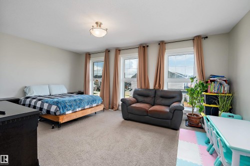 403 Simpkins Wynd, Leduc, AB 
