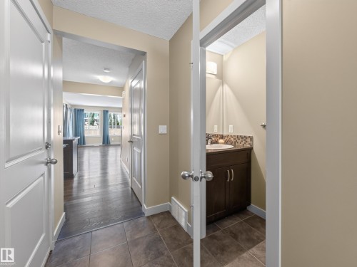 1755 Hammond Crescent Nw, Edmonton, AB 