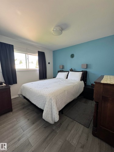 5814 50 Street, Vegreville, AB 