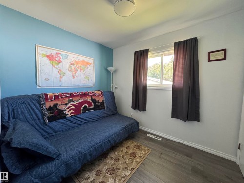 5814 50 Street, Vegreville, AB 