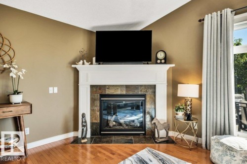 715 Hooke Place Nw, Edmonton, AB 