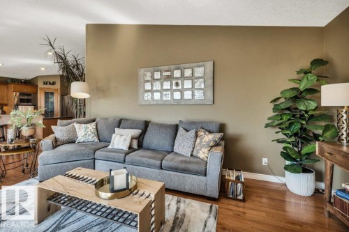 715 Hooke Place Nw, Edmonton, AB 