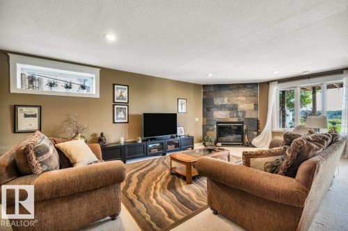 715 Hooke Place Nw, Edmonton, AB 