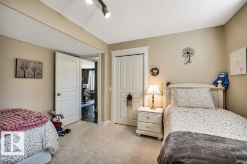 715 Hooke Place Nw, Edmonton, AB 