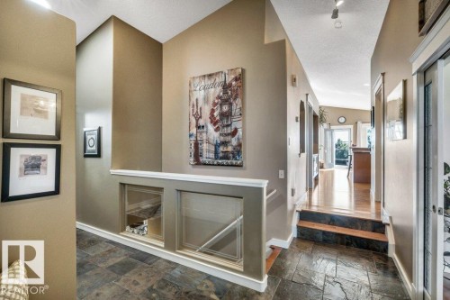 715 Hooke Place Nw, Edmonton, AB 