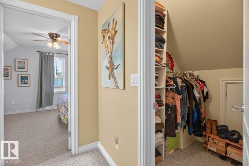 8523 84 Avenue Nw, Edmonton, AB 