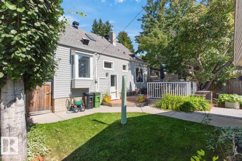 8523 84 Avenue Nw, Edmonton, AB 