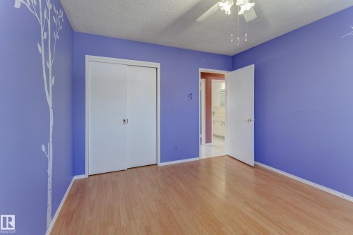 11623 49 Avenue Nw, Edmonton, AB 