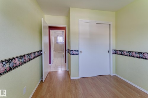 11623 49 Avenue Nw, Edmonton, AB 