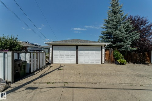 11623 49 Avenue Nw, Edmonton, AB 