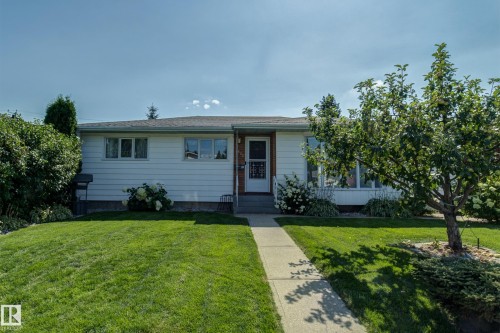 11623 49 Avenue Nw, Edmonton, AB 