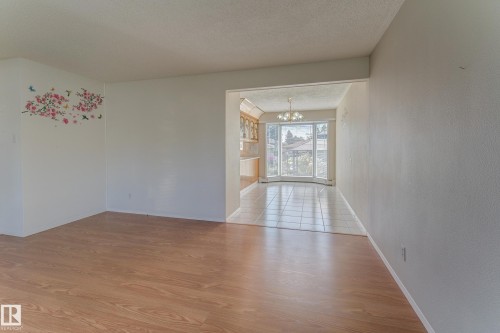11623 49 Avenue Nw, Edmonton, AB 