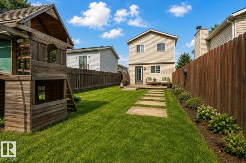 8313 156 Avenue Nw, Edmonton, AB 