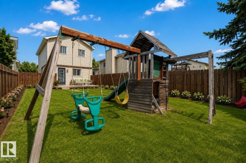 8313 156 Avenue Nw, Edmonton, AB 
