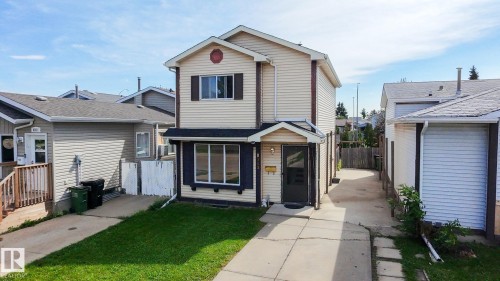 8313 156 Avenue Nw, Edmonton, AB 