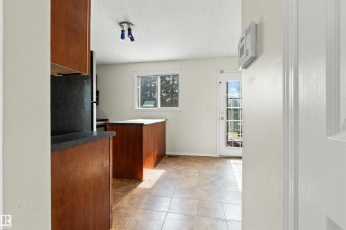 8313 156 Avenue Nw, Edmonton, AB 