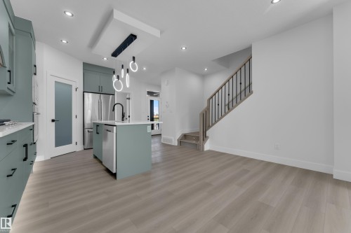 213 Falcon Crescent, Leduc, AB 