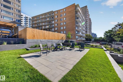 Condo Building Outdoor Common Space featuring Resident BBQ Area, Gazebo, Sitting Areas, Beautiful Landscaping, and Stunning River Valley views. - #803 10011 123 St Nw, Edmonton, AB 