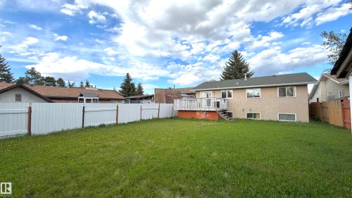 4928 31 Avenue Nw, Edmonton, AB 