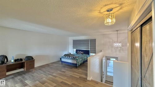 4928 31 Avenue Nw, Edmonton, AB 