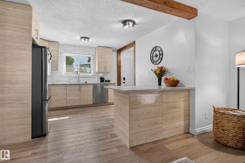 1931 145A Avenue Nw, Edmonton, AB 