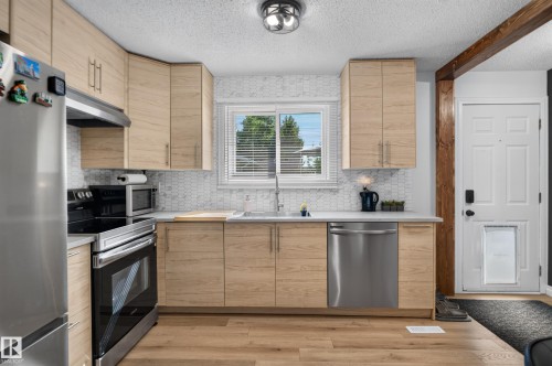 1931 145A Avenue Nw, Edmonton, AB 