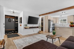1931 145A Avenue NW  Edmonton, AB T5Y 1S9