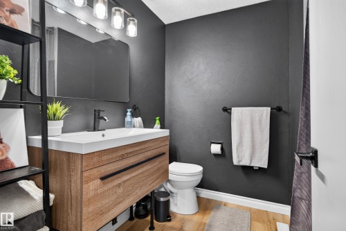1931 145A Avenue Nw, Edmonton, AB 