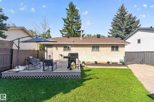 1931 145A Avenue Nw, Edmonton, AB 
